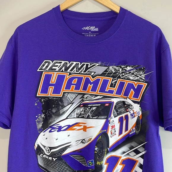 Nascar Denny Hamlin Joe Gibbs Racing Team Collection Purple Power T-shirt M - Picture 3 of 13